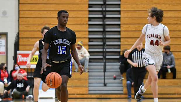 Tualatin.Churchill.boys-basketball.LSI-2021.Taylor-Balkom.30